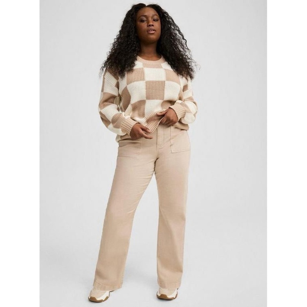 Torrid Women's Pant High Rise Straight Utility Khaki Zise 18 Short NWT